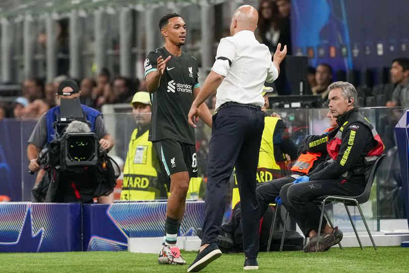 Arne Slot Tanggapi Rumor Trent Alexander-Arnold ke Real Madrid