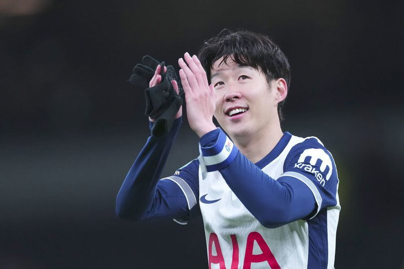 Sensasional! Gol Olympic Son Heung-min ke Gawang Manchester United di Carabao Cup